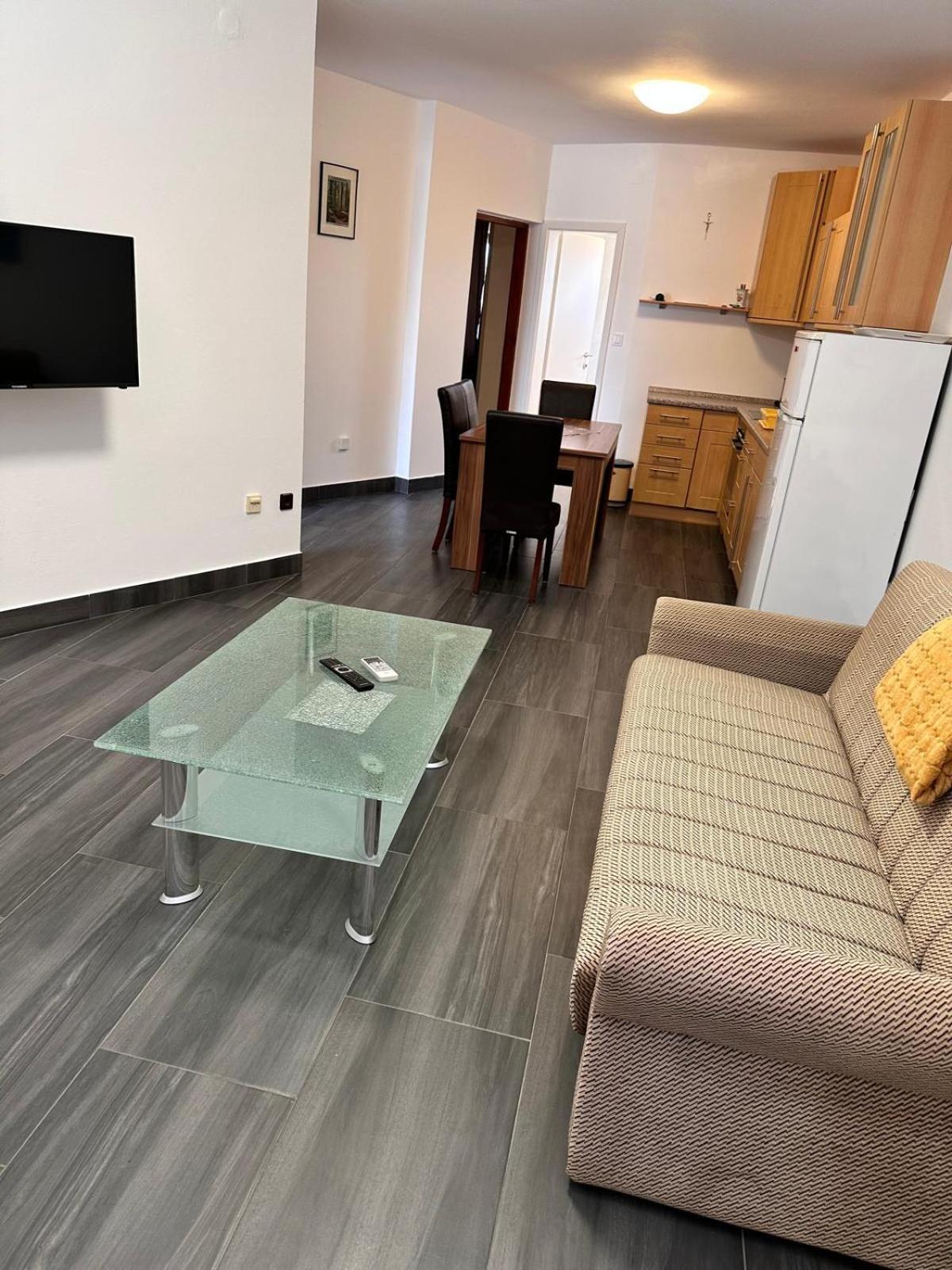 Apartman Nikola Salatic Luaran gambar